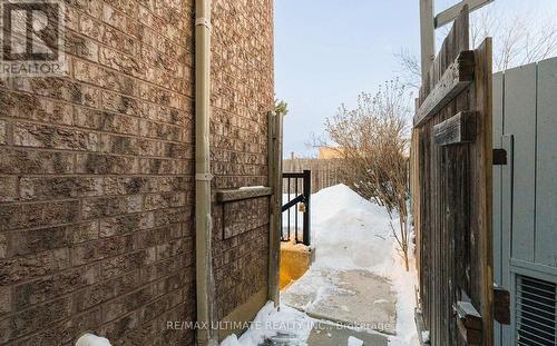 21 SEWELLS (BASEMENT) LANE , Brampton, Ontario L7A 3A1 2