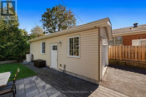 2189 Blossom Drive, Ottawa, ON 