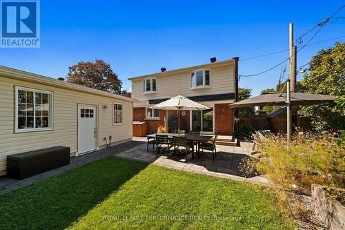 2189 Blossom Drive, Ottawa, ON 