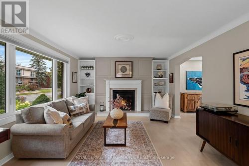 2189 Blossom Drive, Ottawa, ON 