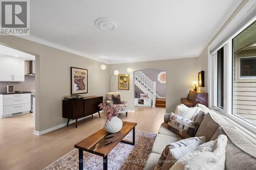 2189 Blossom Drive, Ottawa, ON 