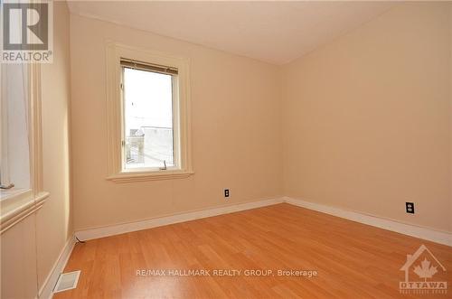 Imported from oreb - 205 Rochester Street, Ottawa, ON 