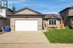 927 Coppermine WAY  Martensville, SK S0K 0A2