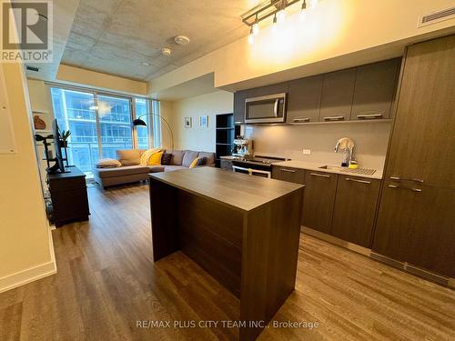 608 - 25 BASEBALL PLACE , Toronto, Ontario M4M 0E7 3