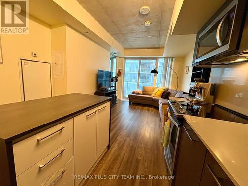 608 - 25 BASEBALL PLACE , Toronto, Ontario M4M 0E7 4