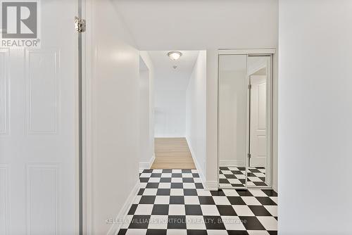 418 - 2550 LAWRENCE AVENUE E , Toronto, Ontario M1P 4Z3 2
