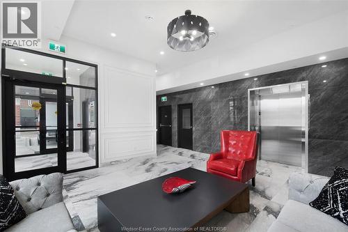 840 WYANDOTTE STREET East Unit# 301 , Windsor, Ontario N9A 3J6 3
