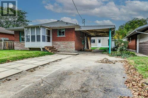 Front - car part oand parking area - 102 Massey Avenue, Kitchener, ON 