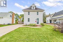 626 HAMILTON STREET W Laurentian Valley, ON K8A 6P6