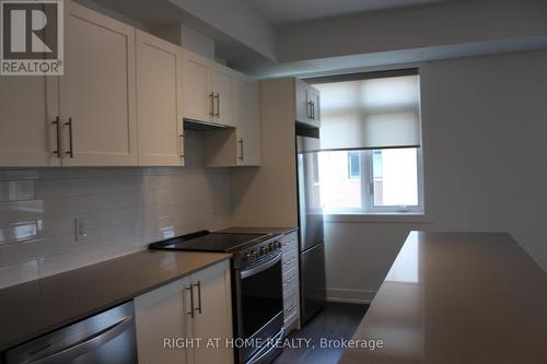 249 - 1075 DOUGLAS MCCURDY COMMON , Mississauga, Ontario L5G 0C6 2