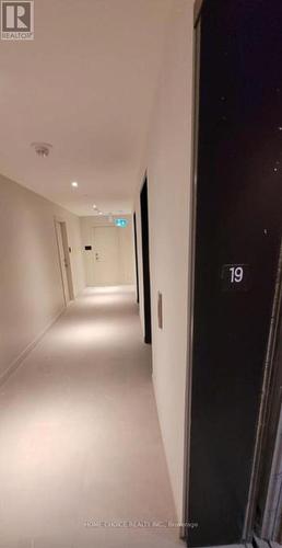 1910 - 10 DEERLICK COURT , Toronto, Ontario M3A 1Y4 4