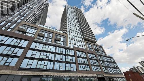 719 - 101 JOHN STREET N , Hamilton, Ontario L8R 0B8 3