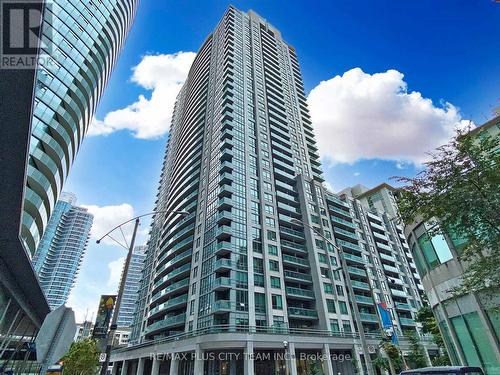 1103 - 19 GRAND TRUNK CRESCENT  Toronto, ON M5J 3A3