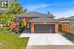 4274 DENNISON COURT  Windsor, ON N9G 2Y8