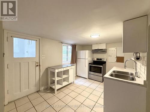 LOWER - 214 GREENWOOD AVENUE , Oshawa, Ontario L1J 1W6 3