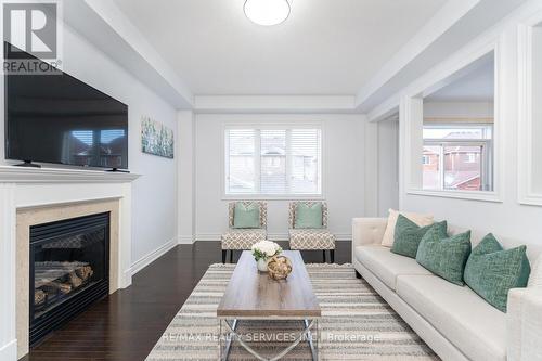 5452 Meadowcrest Avenue, Mississauga, ON 