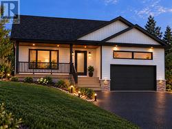 87 Deborah Lynn Heights  Paradise, NL A1L 3E5