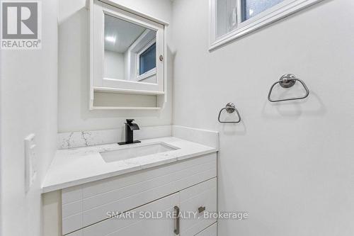853 Apple Gate Court, Mississauga, ON 