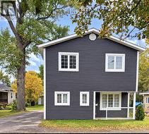 82 Lincoln Road  Grand Falls Windsor, NL A2A 1N5