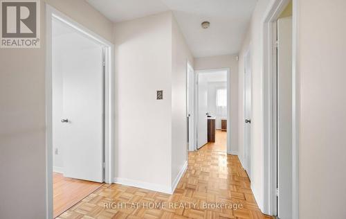 875 Messenger Meadow Drive, Mississauga, ON 