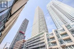 1205 - 2221 YONGE STREET Toronto, ON M4S 2B4