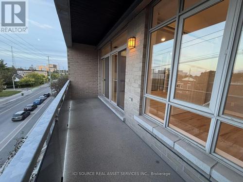 301 - 682 CHURCHILL AVENUE N , Ottawa, Ontario K1Z 5G5 3