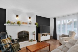 Salon - 