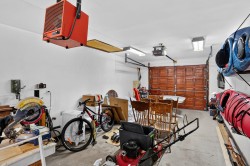 Garage - 