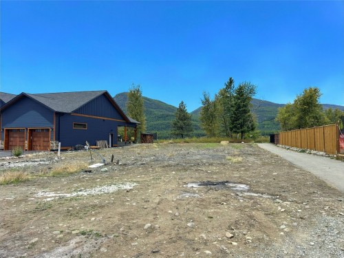 725 St Mary River Drive, Kimberley, BC 