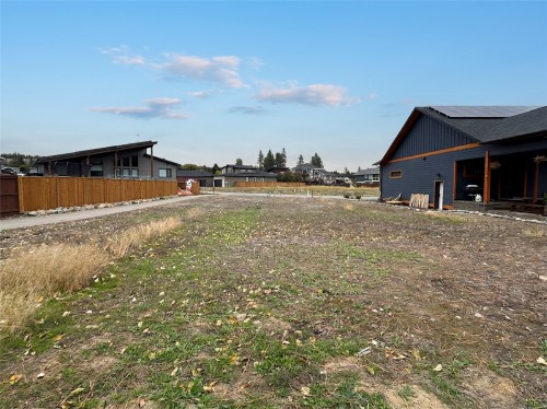725 St Mary River Drive, Kimberley, BC 