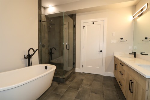 726 St Mary River Drive, Kimberley, BC 