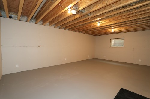 726 St Mary River Drive, Kimberley, BC 
