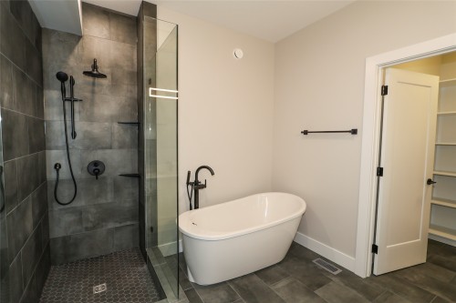 724 St Mary River Drive, Kimberley, BC 