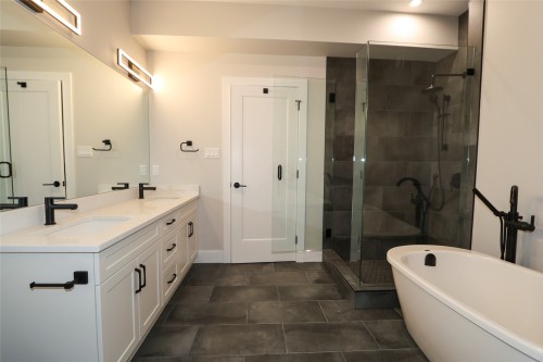 724 St Mary River Drive, Kimberley, BC 