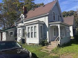 93 Church Street  Amherst, NS B4H 3B3