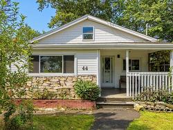 44 Courtney Road Dartmouth, NS B3A 4B8