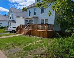 217-219 Albert Street  New Glasgow, NS B2H 3V6