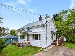 40 Charles Street  Amherst, NS B4H 3P8