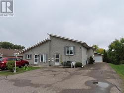 3 Elmwood AVE  Sault Ste. Marie, ON P6B 4V6