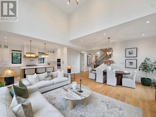 260 Kent Crescent, Burlington, ON 