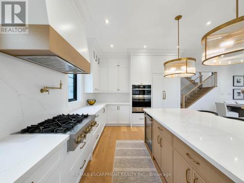 260 Kent Crescent, Burlington, ON 