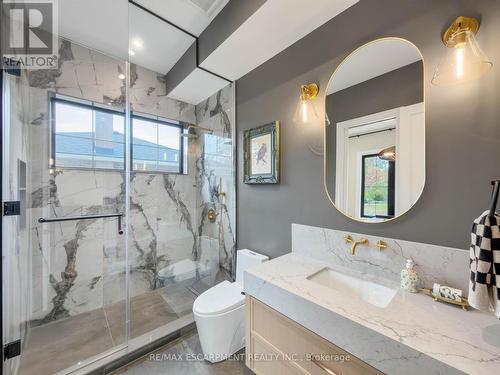 260 Kent Crescent, Burlington, ON 