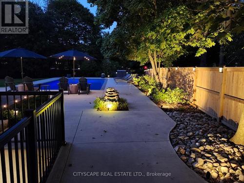 2585 Kenna Court, Mississauga, ON 