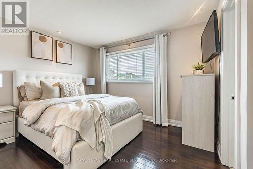1192 Flagship Drive, Mississauga, ON 
