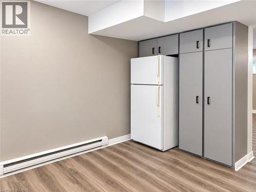 93 BRYBECK Crescent Unit# C , Kitchener, Ontario N2M 2C5 4