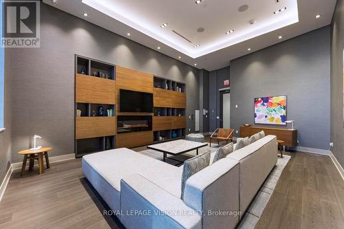 2301 - 10 YORK STREET , Toronto, Ontario M5J 0E1 4