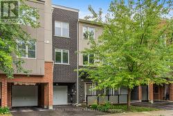 56 HERON PARK PLACE  Toronto, ON M1E 0B8
