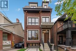 155 GOUGH AVENUE  Toronto, ON M4K 3N9