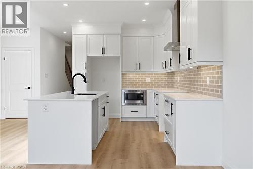 48 Melbourne Street, Hamilton, ON 