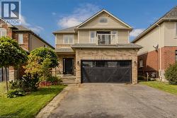 32 GREAT OAK Trail  Binbrook, ON L0R 1C0